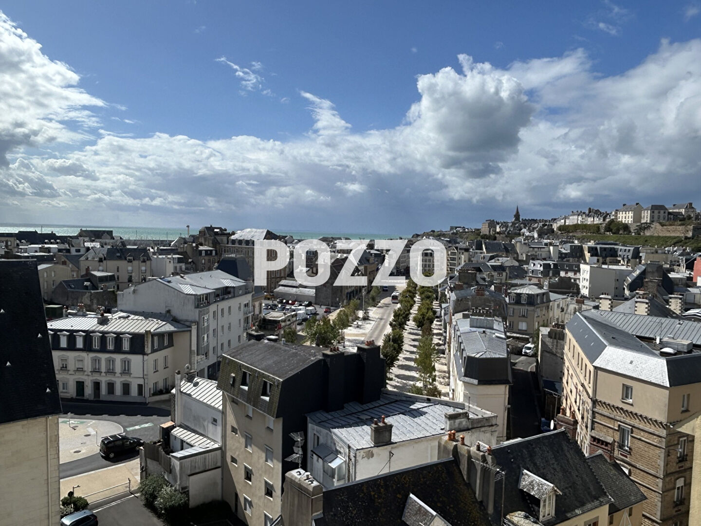 Photo VENTE d'une maison F7 (150m²) à GRANVILLE image 2/6