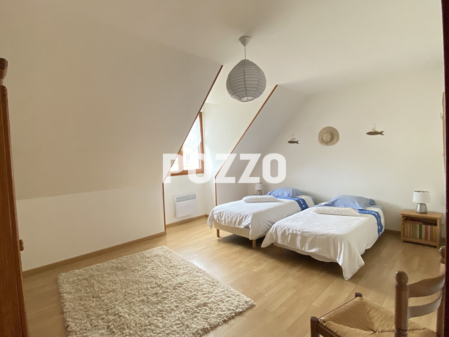 Photo APPARTEMENT A LOUER SUR SAINT VAAST MEUBLE DE TYPE F4 DE 106m² image 2/6