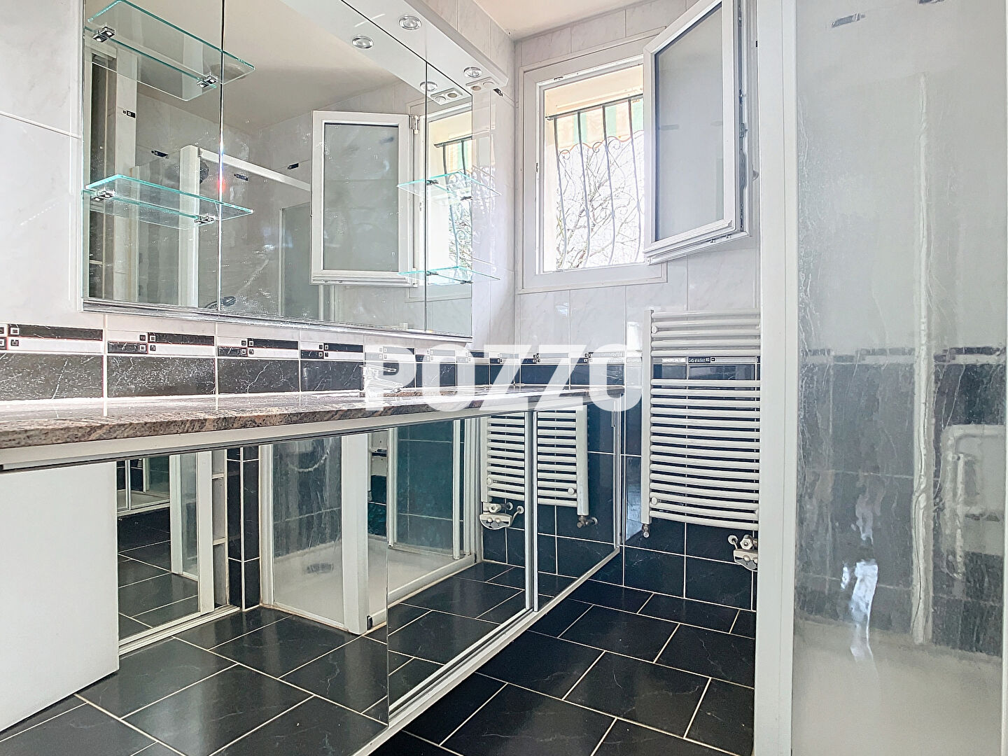 Photo Maison à vendre de 127 m² à Donville les Bains - 4 chambres image 5/6