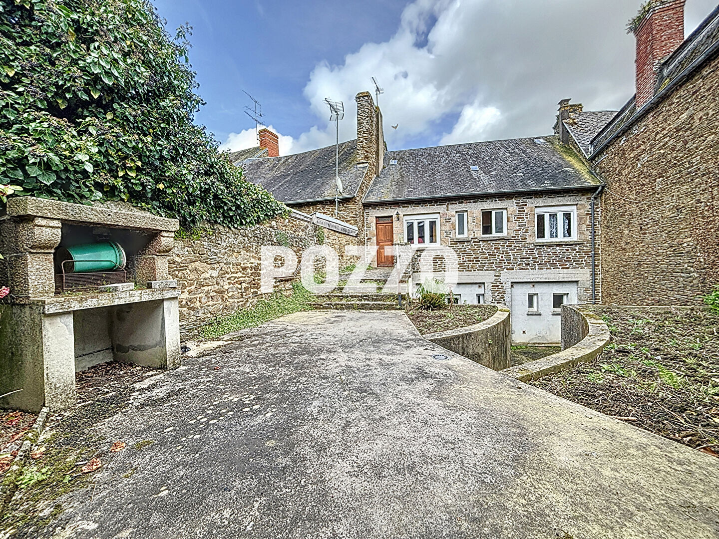 Photo A Vendre - Saint James - Immeuble 6 pièce(s) 164m². image 2/6