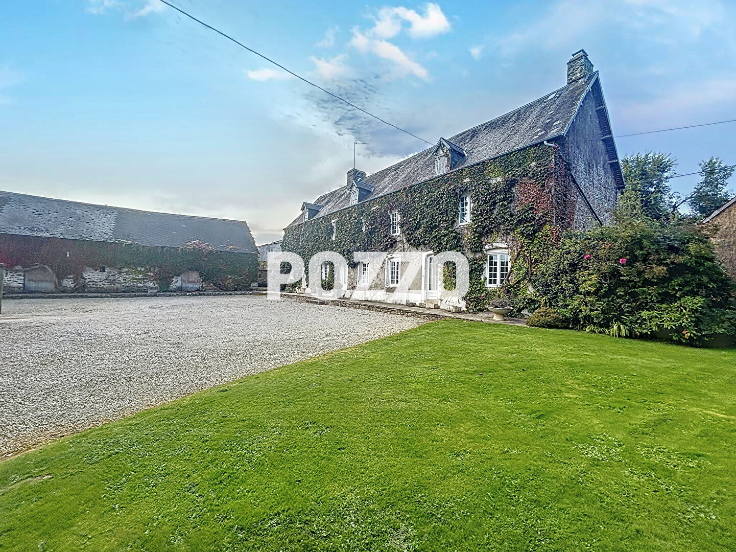 Agence immobilière de 
 Agence Pozzo-immobilier - Pozzo immobilier Barneville 
