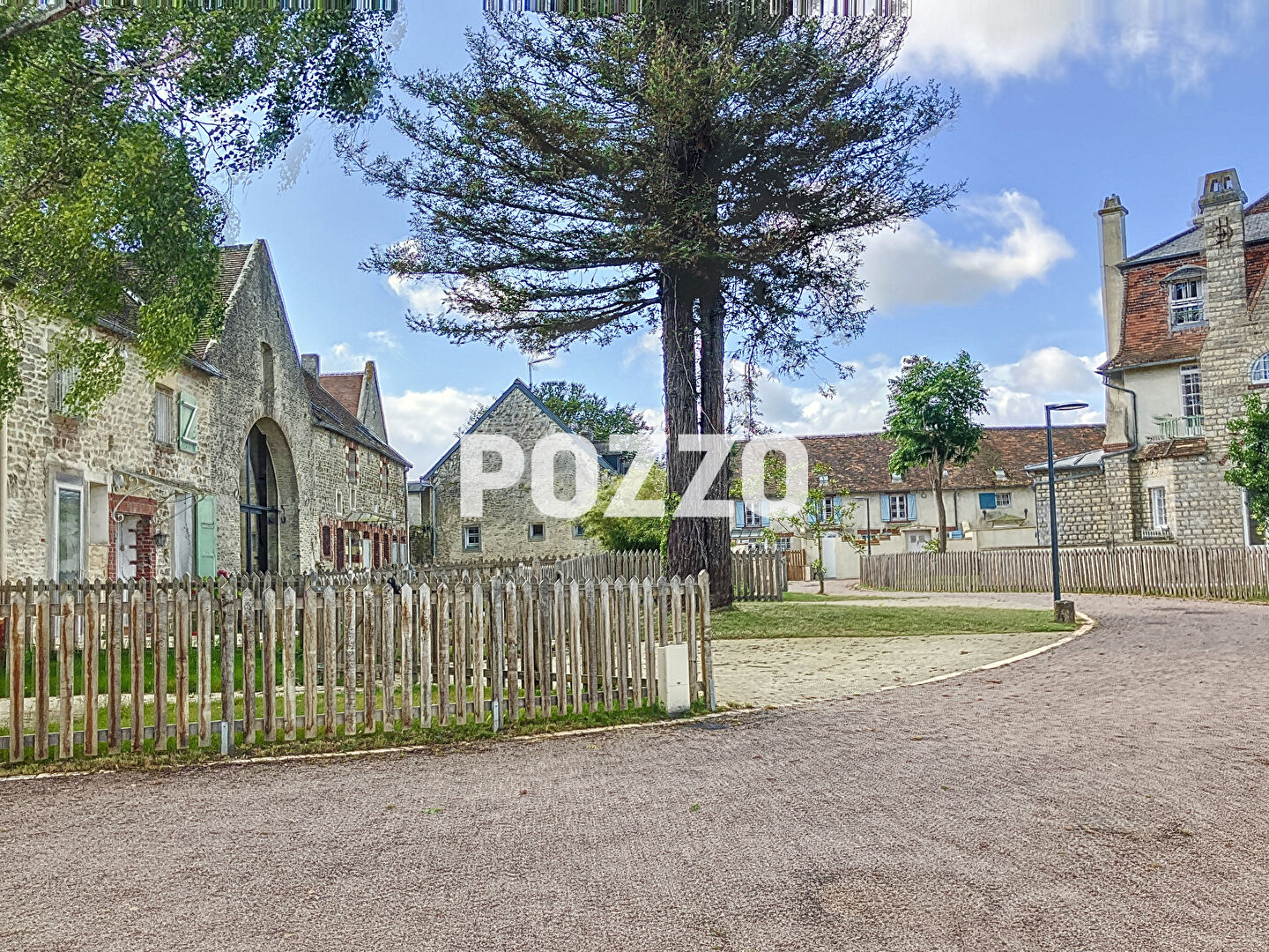 Photo APPARTEMENT EN DUPLEX DE 5 PIECES PRINCIPALES -IDEAL RESIDENCE SECONDAIRE - image 3/6