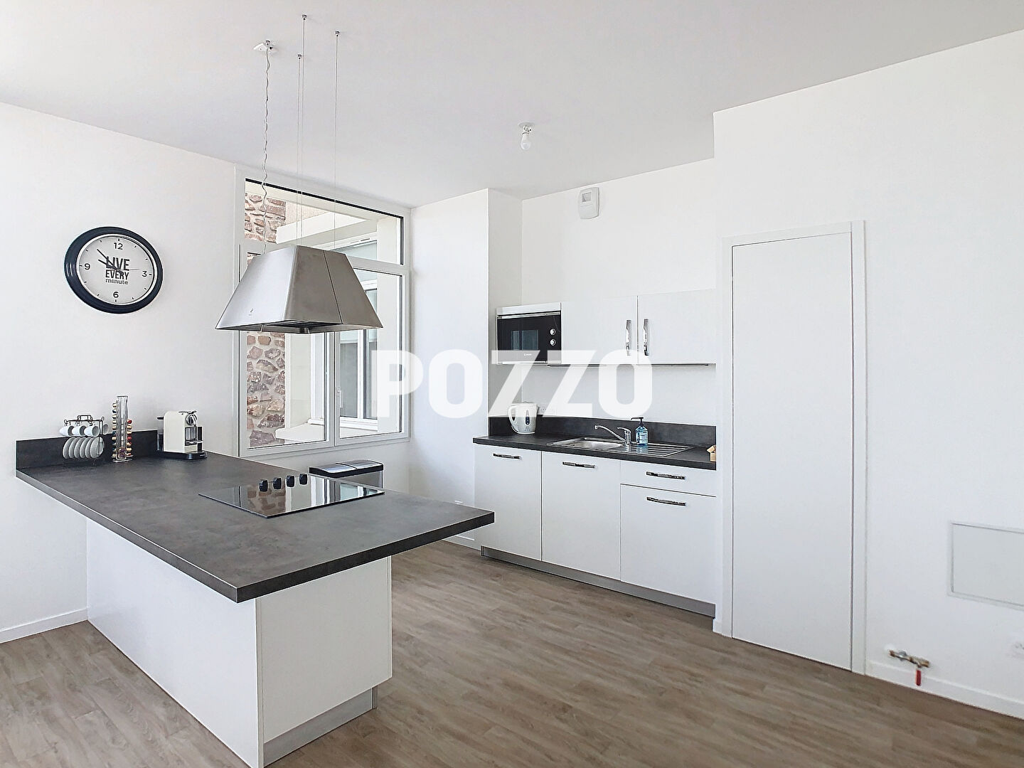 Photo A Vire Normandie  : chambre en colocation 12.38m2 image 4/4