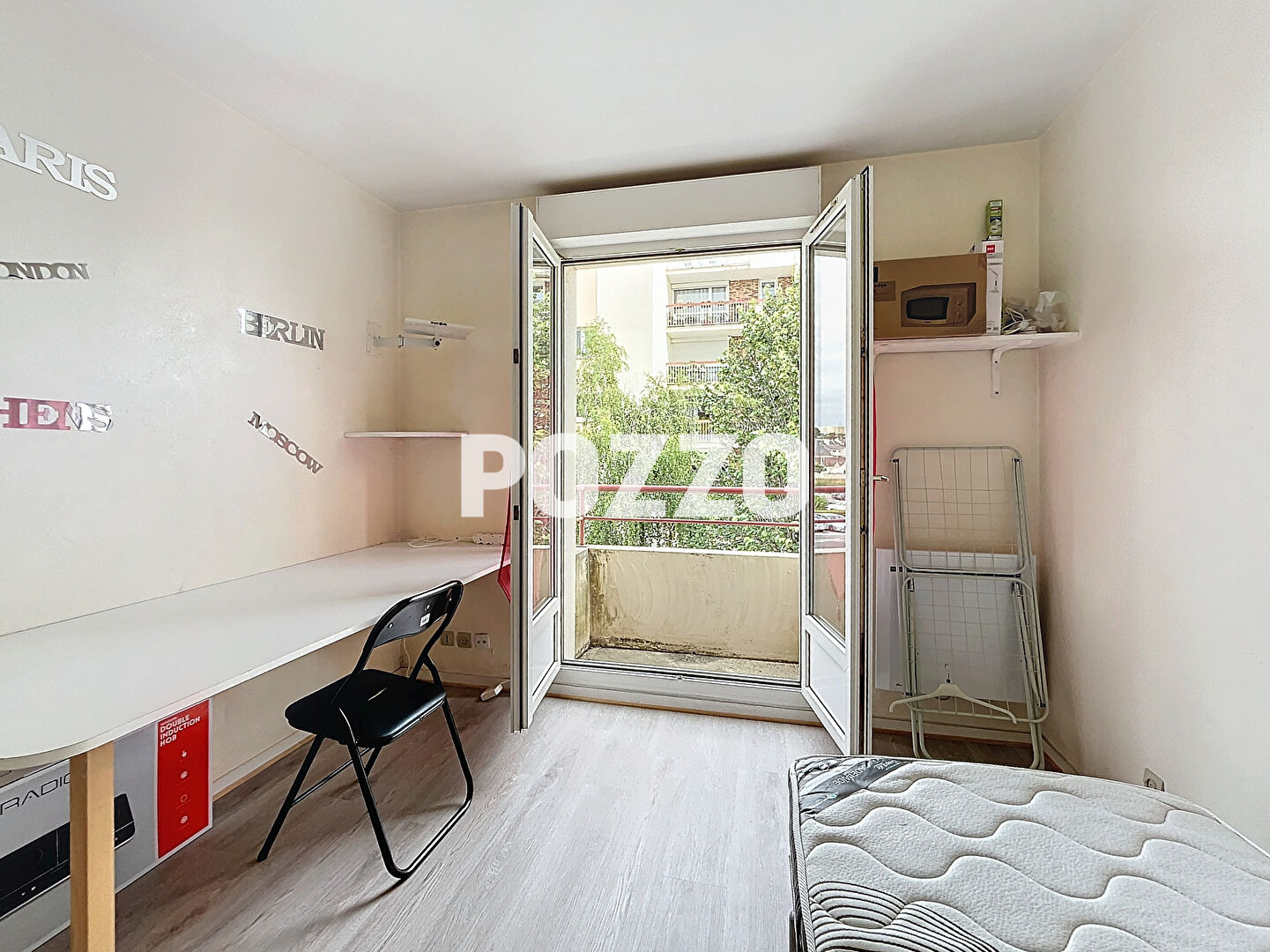 CAEN : STUDIO (15 m²)  avec place de parking à louer