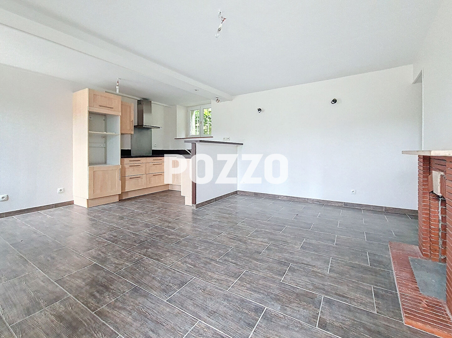 Photo Maison -proximité commodités centre-ville de Coutances - vue dégagée sur le bocage image 3/6