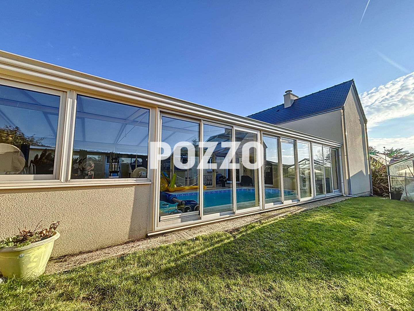 Agence immobilière de 
 Agence Pozzo-immobilier - Pozzo immobilier Barneville 

