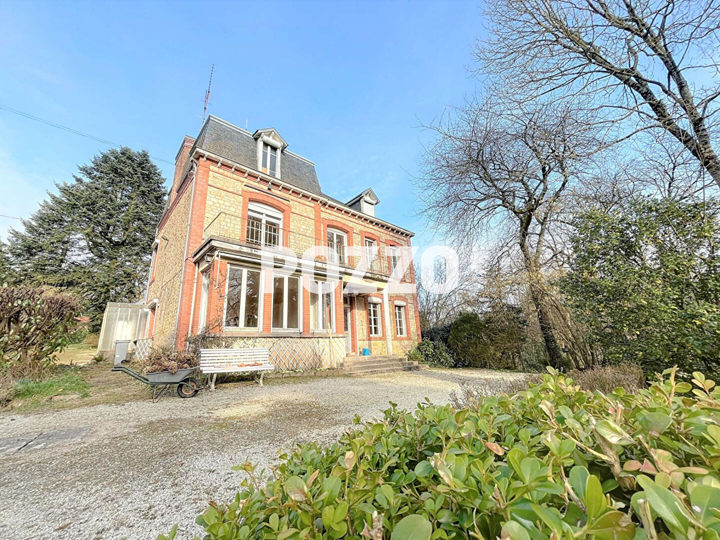Photo Maison à vendre à La Rochelle Normande - 10 pièces, 4 chambres image 2/6