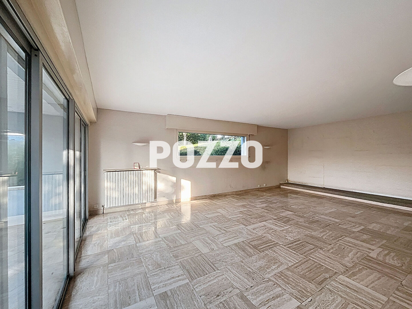 Photo Maison à vendre à Saint André de l'Épine - 3 chambres sur 3926 m² - image 5/6