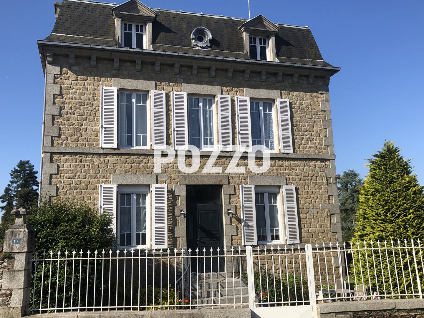 À vendre ? Maison bourgeoise XIXe siècle proche de la Baie du Mont-Saint-Michel
