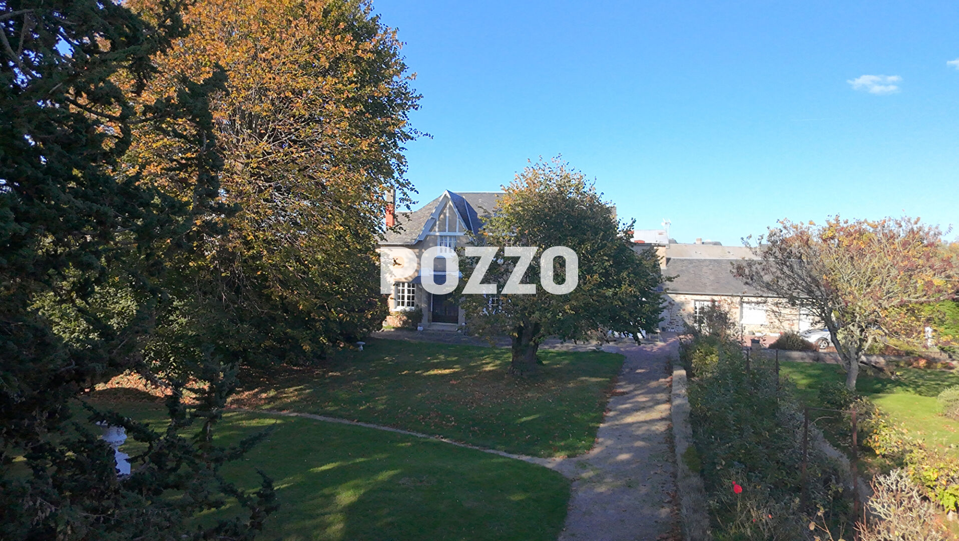 A VENDRE - GRANVILLE - Maison de 177m² de caractère avec superbe terrain !