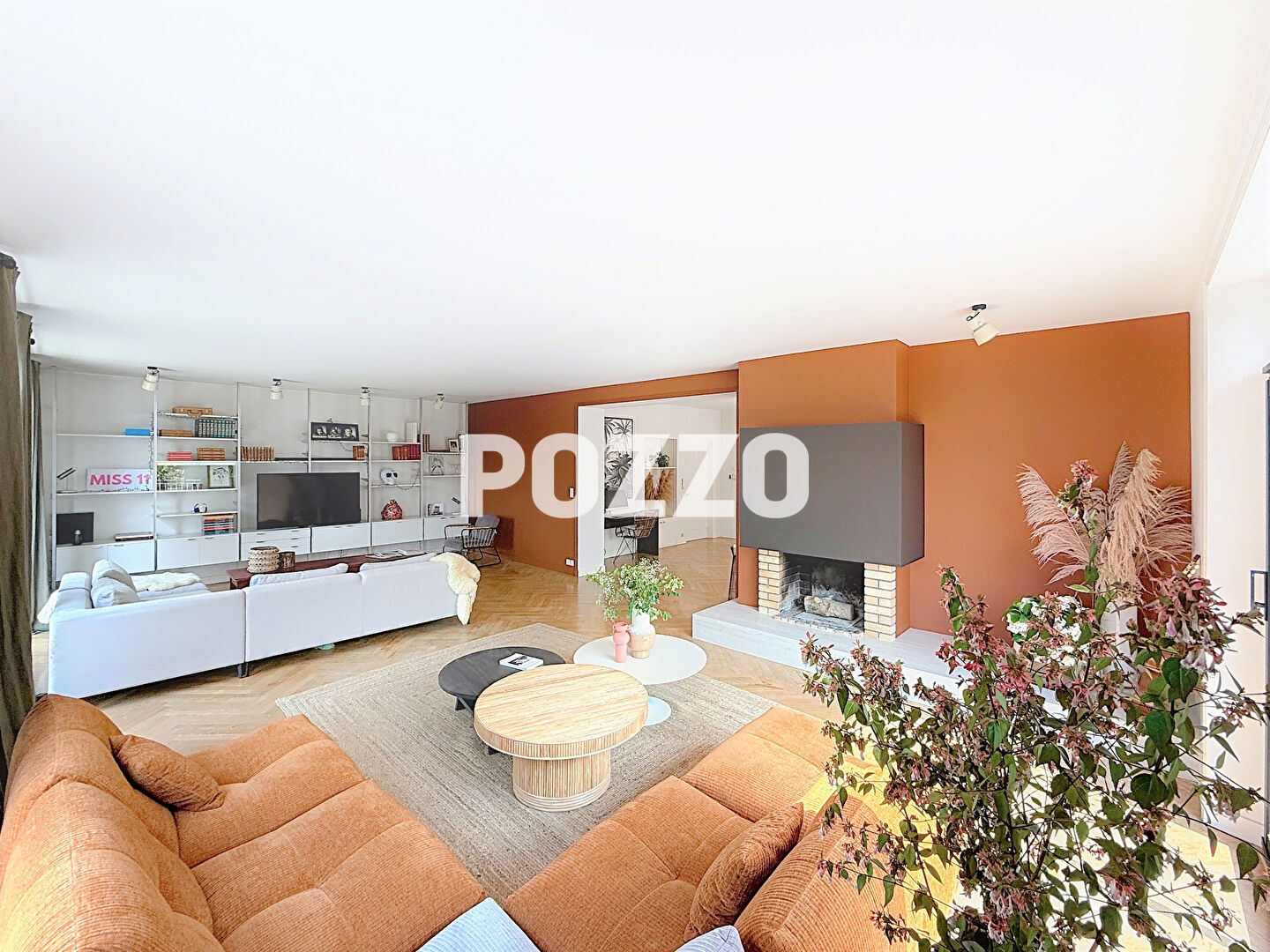 Photo Maison de 7 pièces (323 m²) en vente à DONVILLE LES BAINS image 5/6