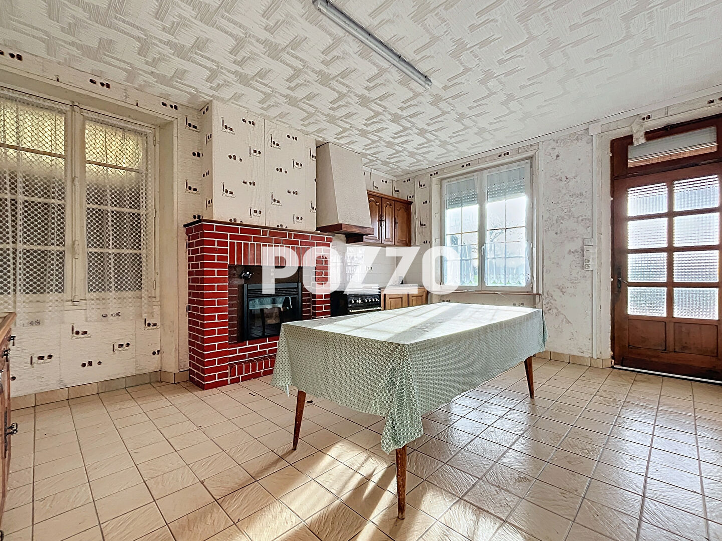 Photo A VENDRE, MAISON EN PIERRES  DE 4 PIECES + BÂTIMENT à VALDALLIERE (14410) image 6/6