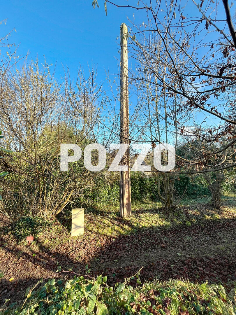 Photo A VENDRE, TERRAIN de 1HA09A87CA dont 2 085 m² constructibles à VIRE NORMANDIE (14) image 5/6