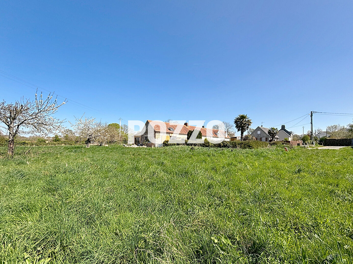 Photo Terrain à vendre à Saint Aubin des Préaux - Réf. 50370 image 2/2