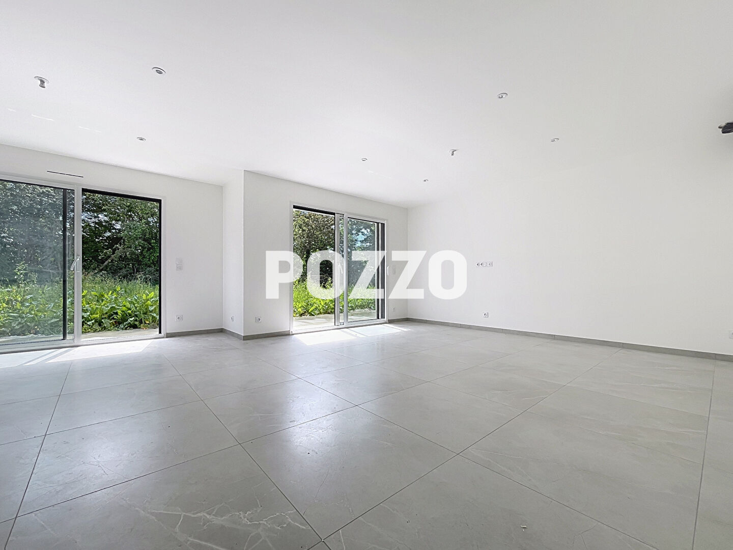 Maison Plain pied de 2025 - 6 pièces(118 m²) - Garage