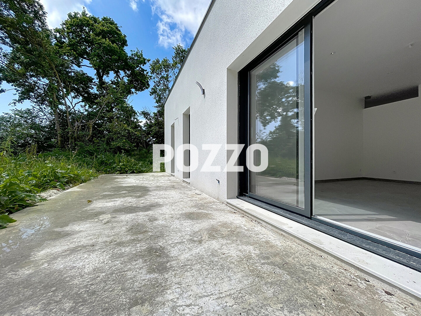 Photo Maison Plain pied de 2025 - 6 pièces(118 m²) - Garage image 3/6