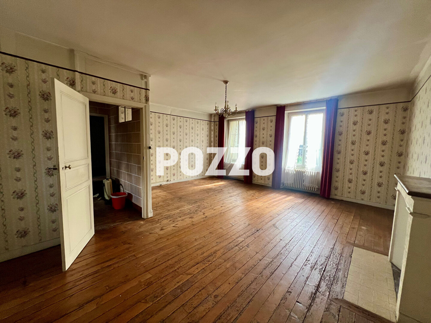 Photo A VENDRE  MAISON ANCIENNE  -  10 MN DES PLAGES OMAHA BEACH image 5/6