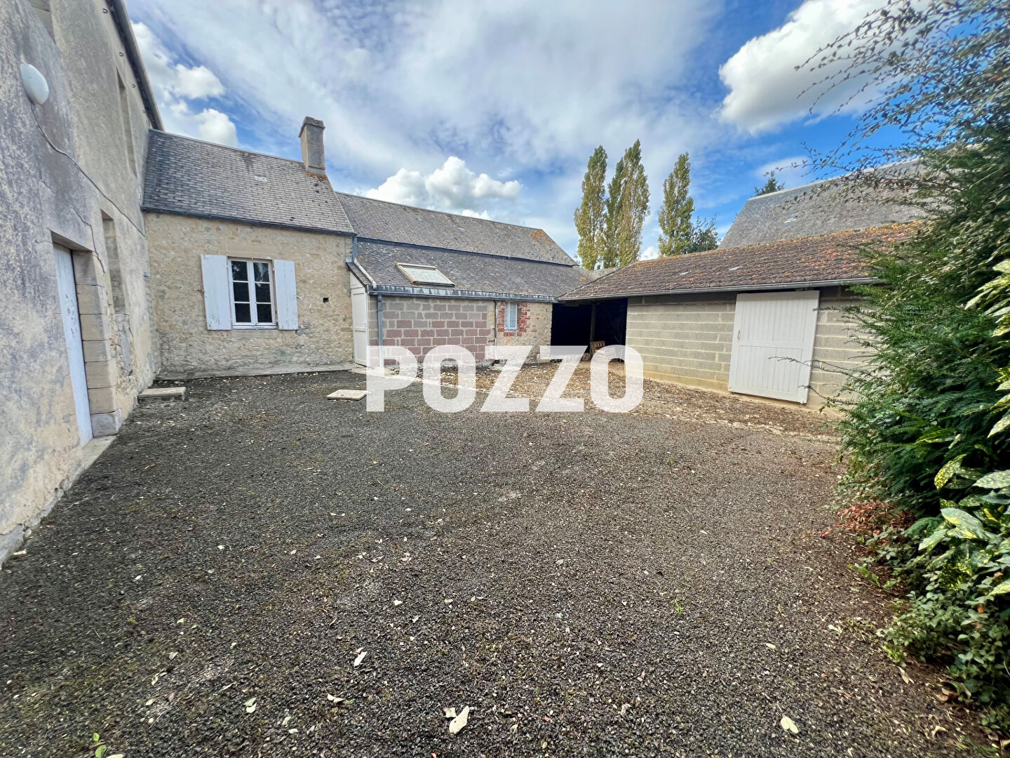 Photo A VENDRE  MAISON ANCIENNE  -  10 MN DES PLAGES OMAHA BEACH image 6/6