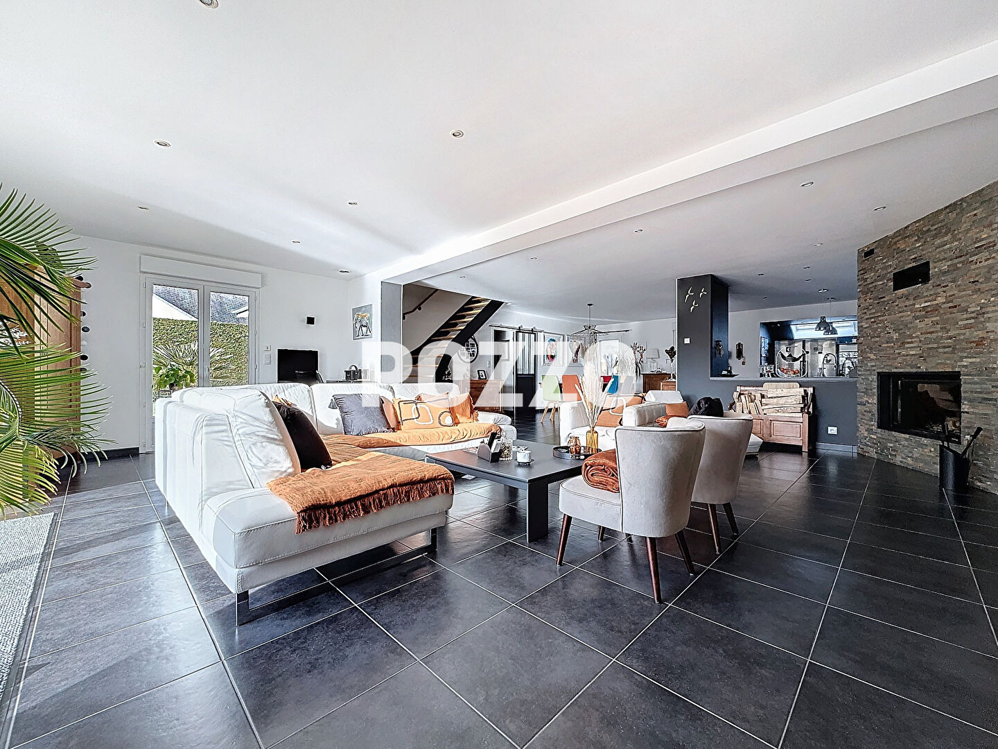 Photo MAISON ANCTOVILLE SUR BOSCQ - 8 pièces - 230 m² image 5/6