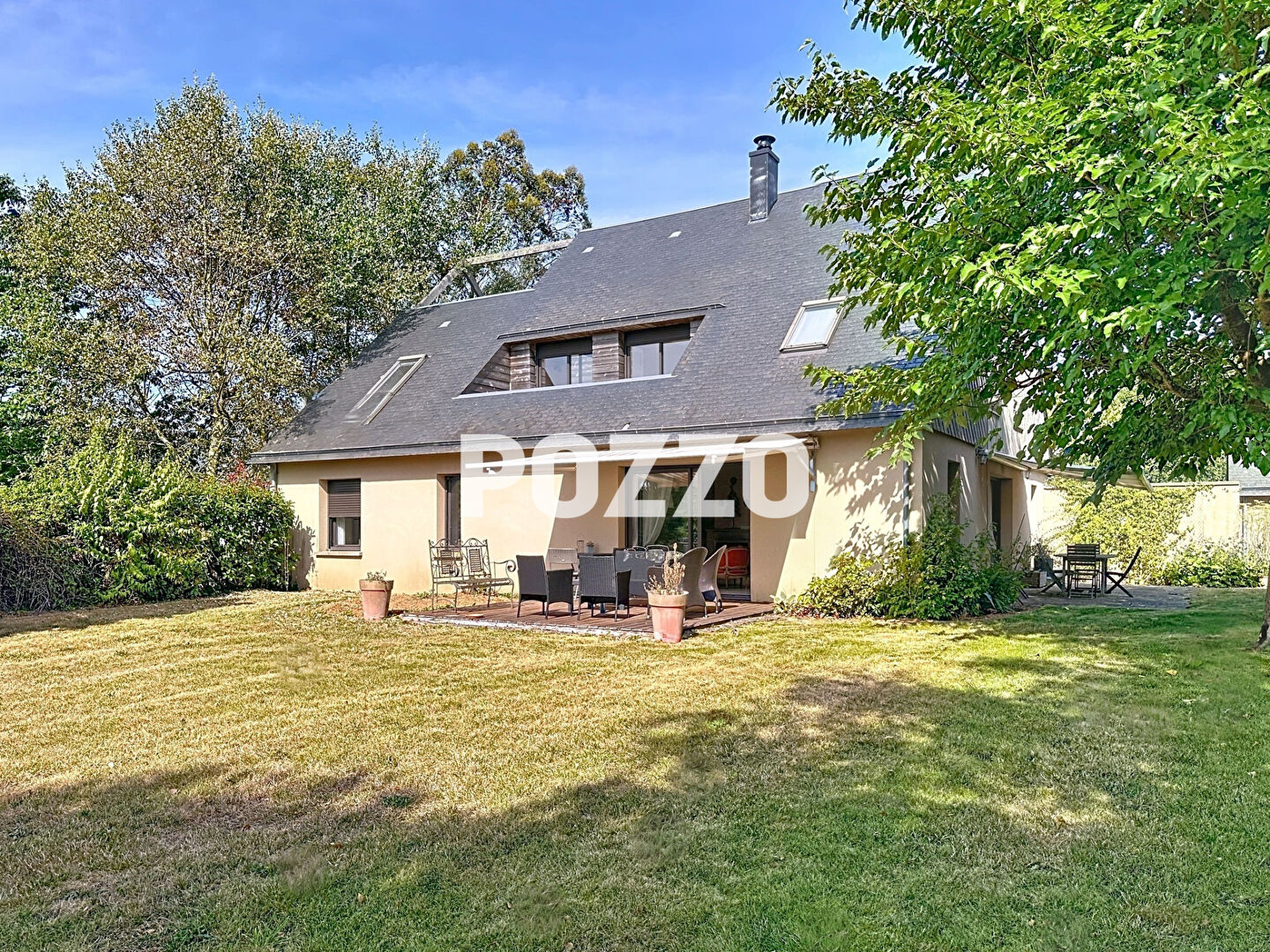 Photo Maison d'architecte Saint Jean Le Thomas de 183 m2, jardin, terrasses, vue mer et Mont St Michel image 1/6