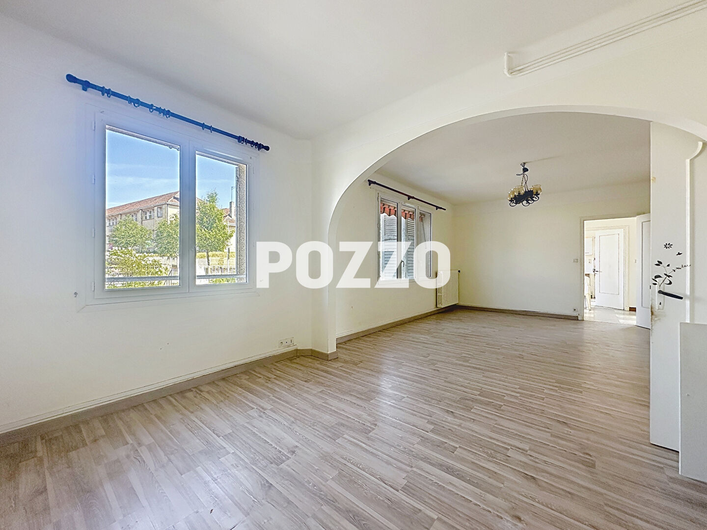 Photo Immeuble Falaise 161 m2 image 6/6