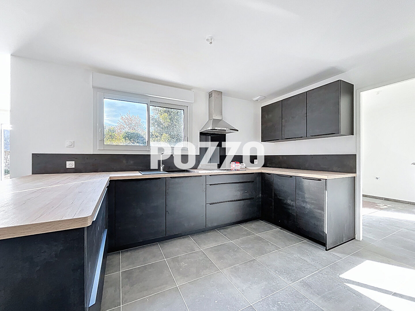 Photo MAISON NEUVE DANS LE BOURG DE HUDIMESNIL image 5/6