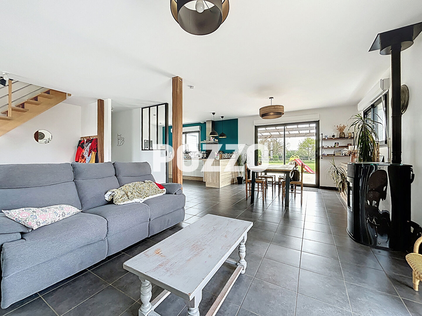 Photo BESLON - A 5 mn de VILLEDIEU-LES-POELES et de l'accès à l'A84, pavillon de 2017 avec 4 chambres. image 4/6