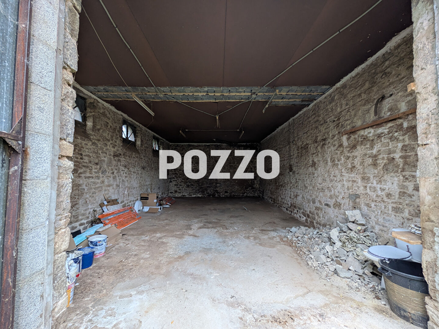 Photo A LOUER ENTREPOT DE STOCKAGE image 2/3