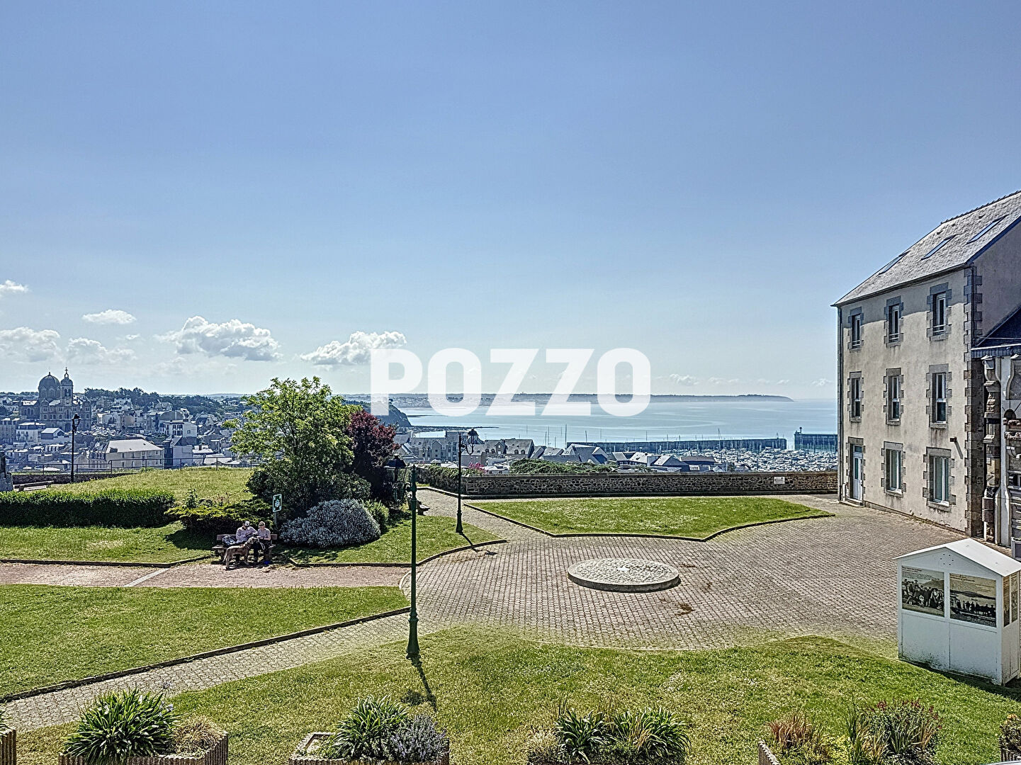 Appartement Granville 2 pièces de 50 m² vue mer
