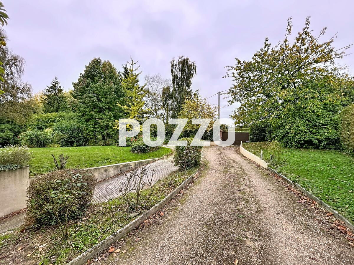 Photo A Vendre  belle Maison Tracy Bocage 10 pièce(s) 208 m2 image 3/6