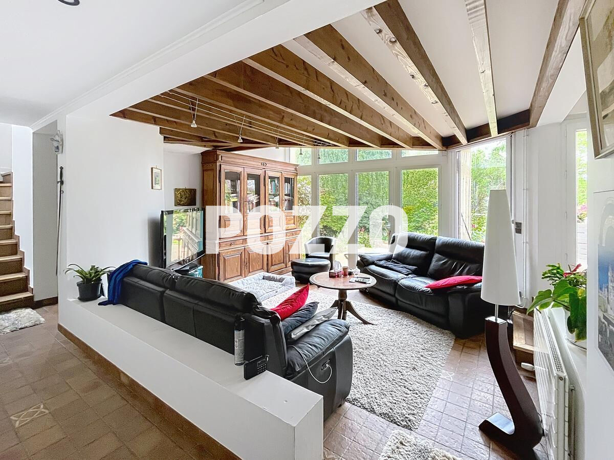 Photo A Vendre  belle Maison Tracy Bocage 10 pièce(s) 208 m2 image 5/6