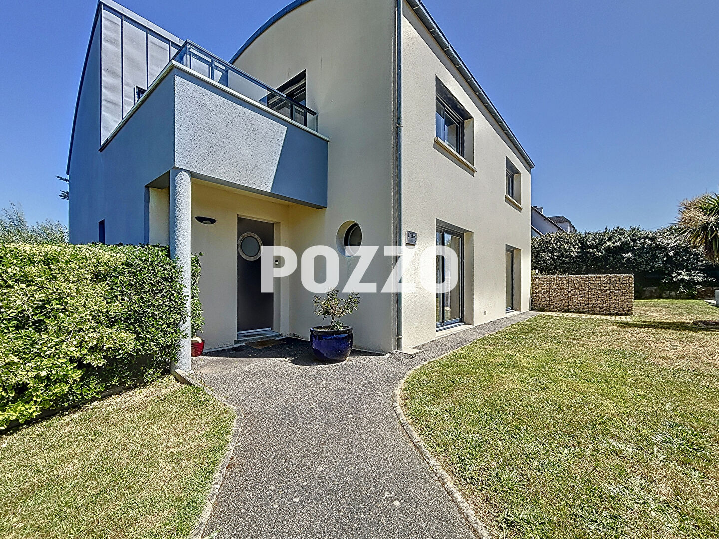 Agence immobilière de 
 Agence Pozzo-immobilier - Pozzo immobilier Barneville 
