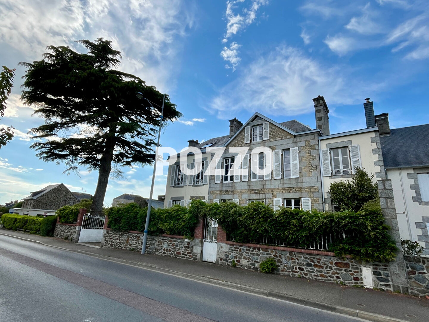 Maison Granville 12 pièce(s) sur 1862m² de terrain