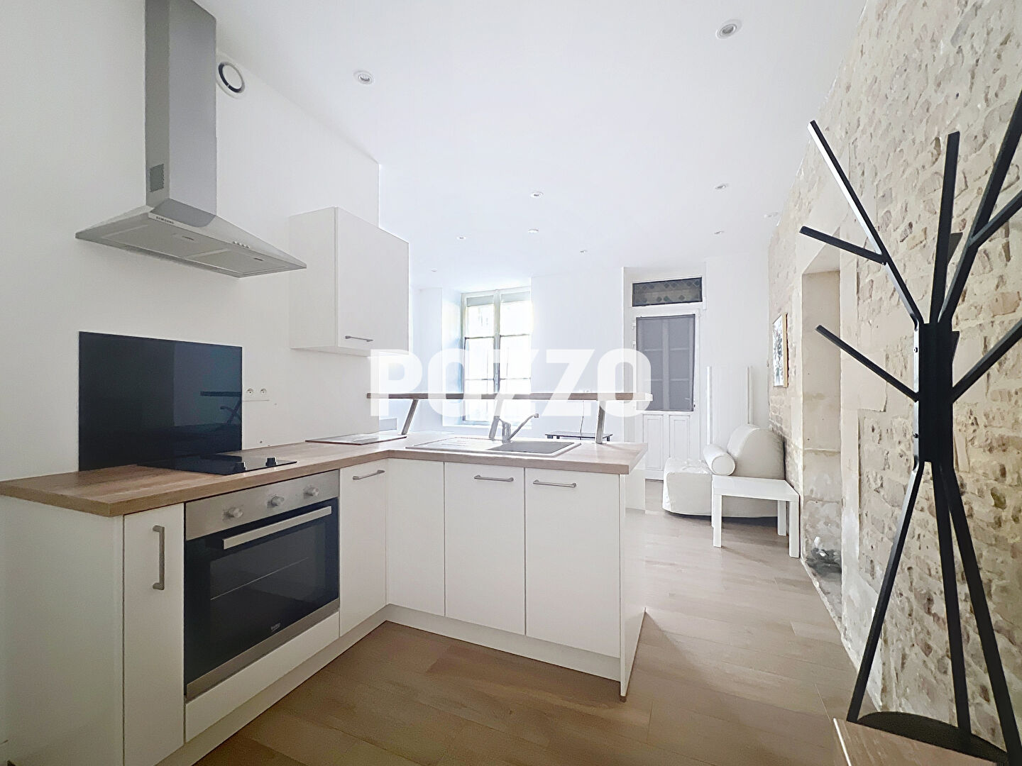 Photo STUDIO HYPERCENTRE - CAEN - 28.56m² CARREZ image 4/5