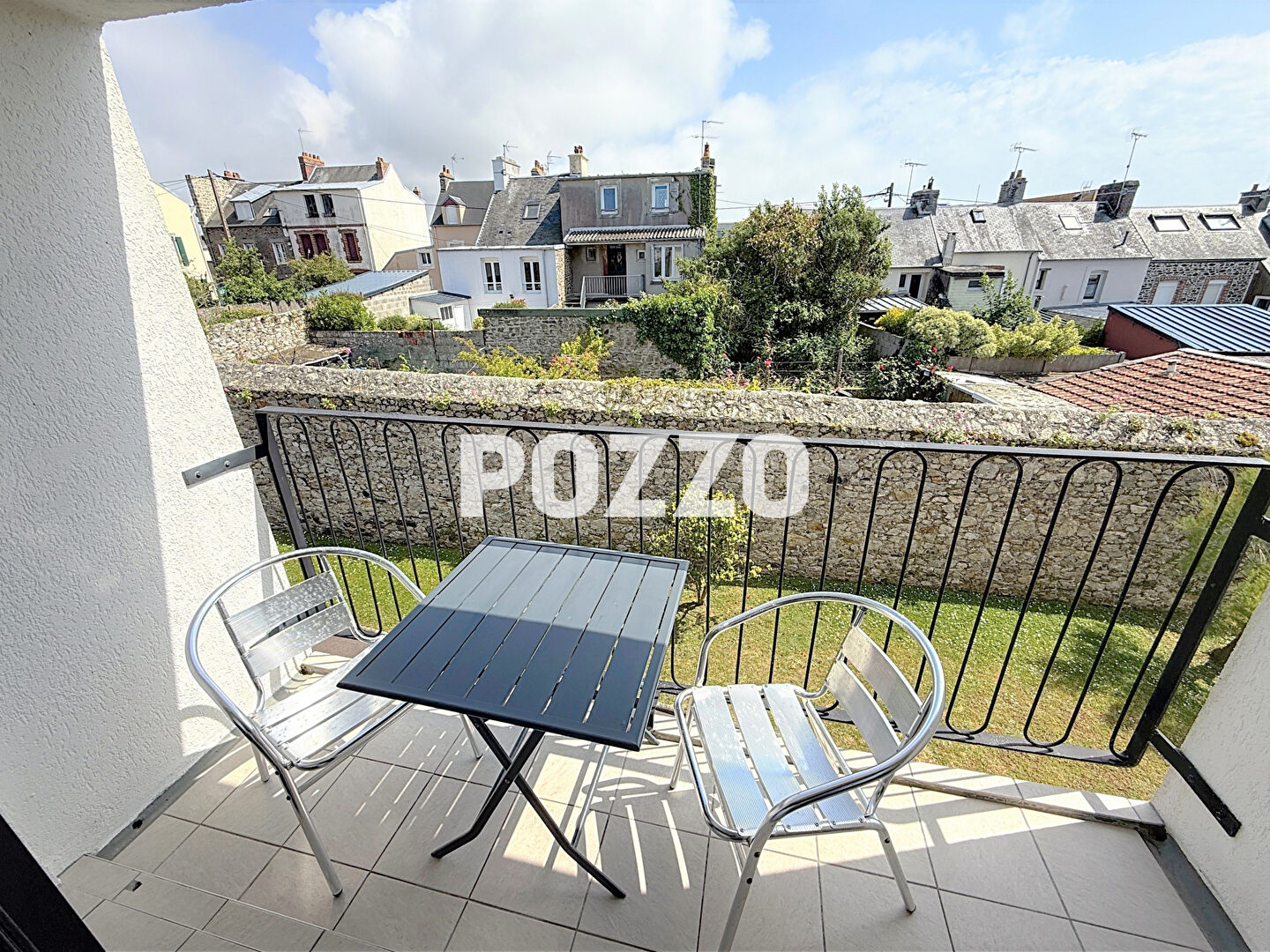 Photo À vendre  Appartement T2 avec garage et cave  Emplacement idéal à Granville image 4/6