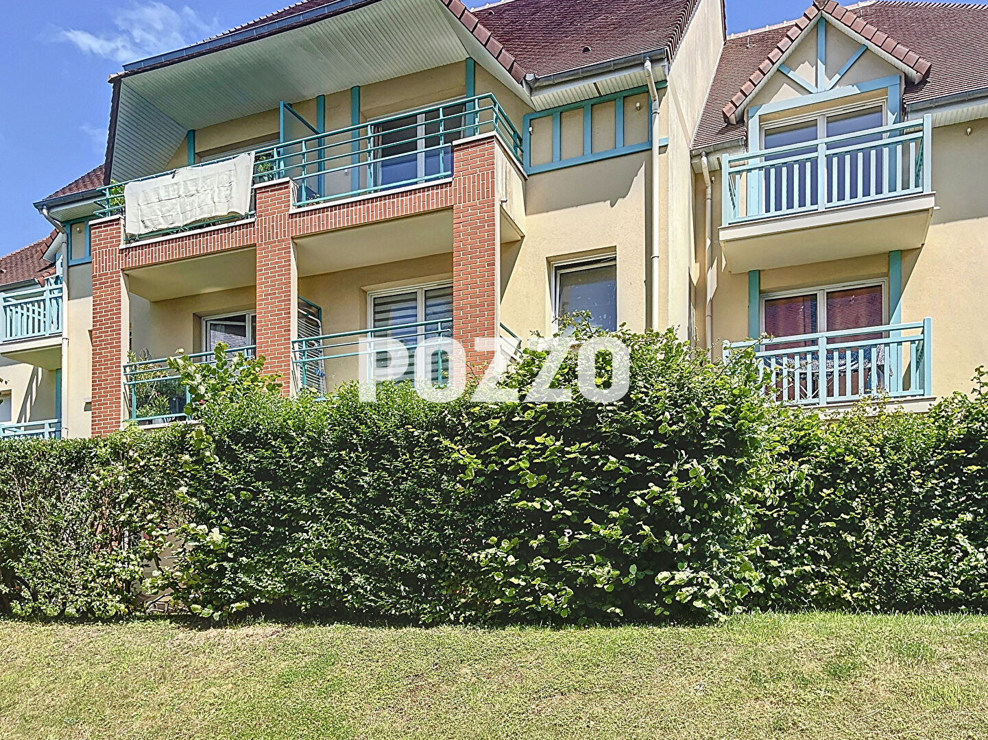 Beau 2 pièces avec jardinet et PK