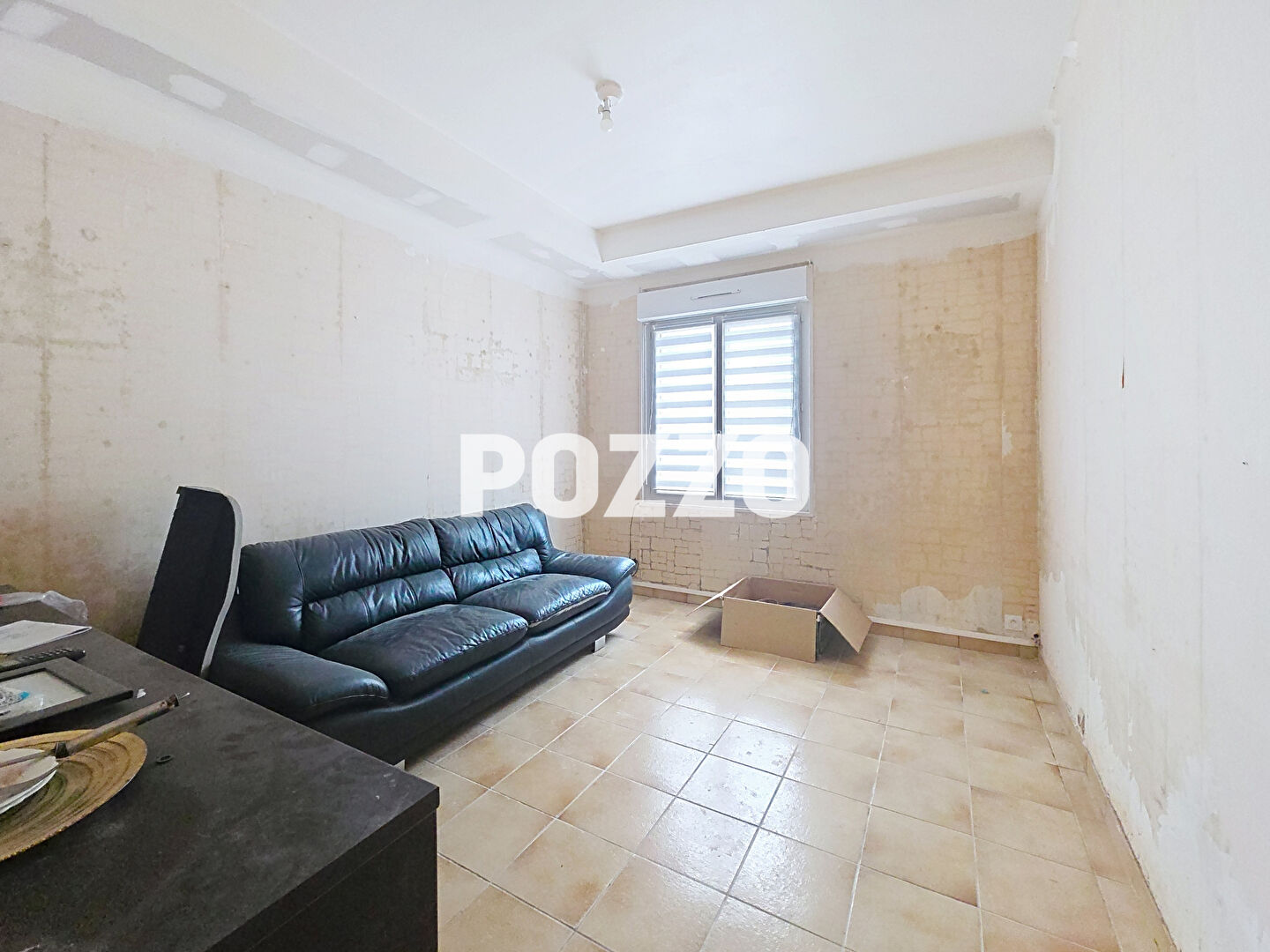 Photo immeuble comprenant une ancienne boulangerie et ses annexes, et une habitation de 4 chambres et un bureau image 3/6