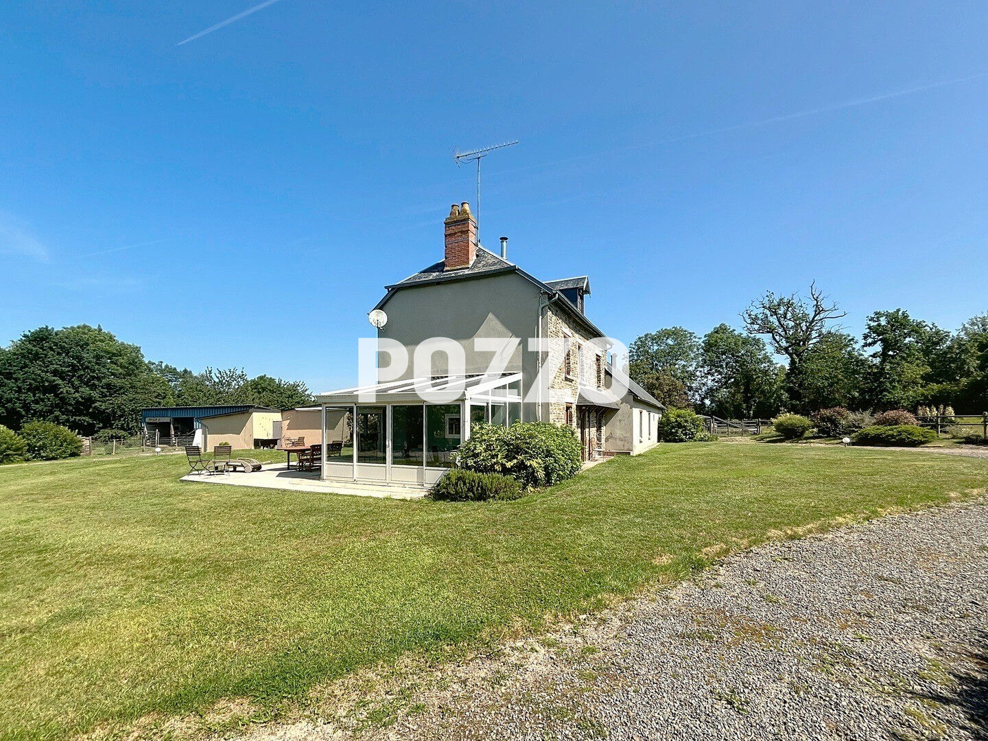 Photo A VENDRE. GUILBERVILLE . MAISON DE CAMPAGNE AVEC DEPENDANCES. image 2/6