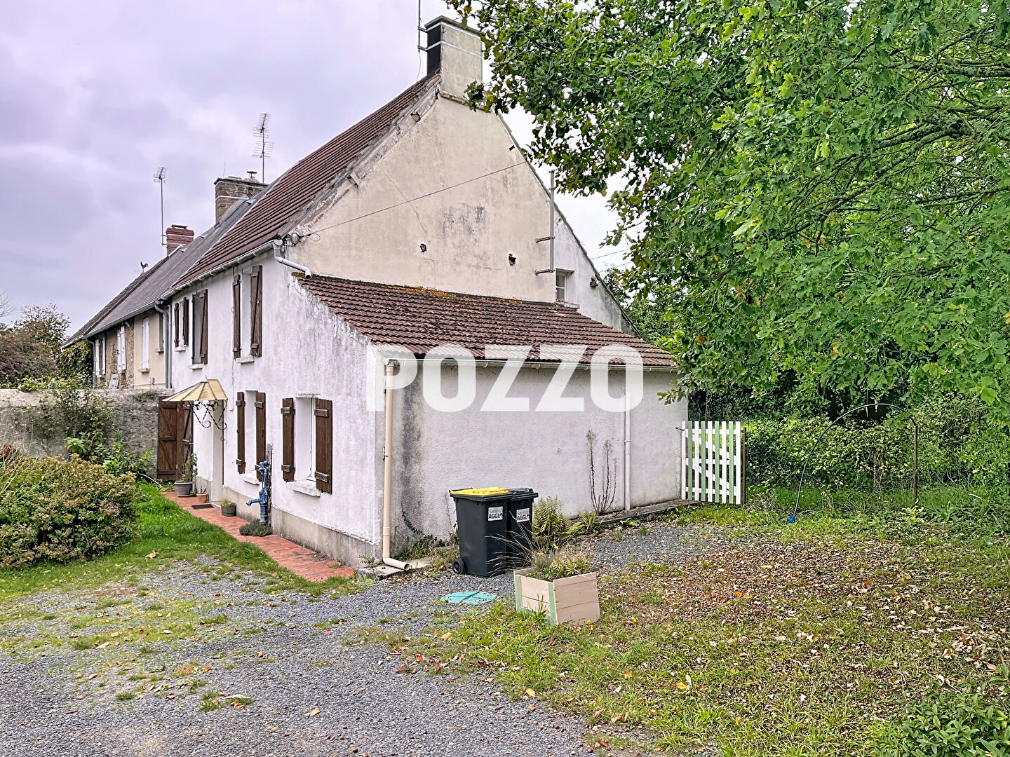 Photo A VENDRE.  SAINT AMAND VILLAGES . MAISON AVEC VIE DE PLAIN-PIED ET JARDIN. image 3/6