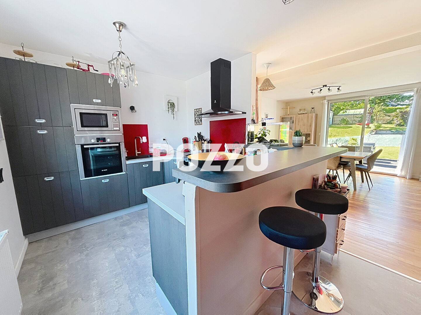 Photo A VENDRE MAISON DE 5 PIECES (102m²) A VIRE-NORMANDIE (14) image 3/6