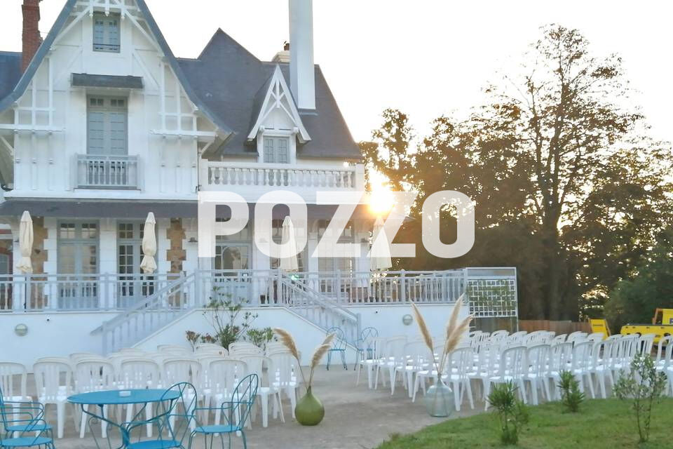 Photo Maison Granville 10 pièce(s) 720 m2 image 4/6