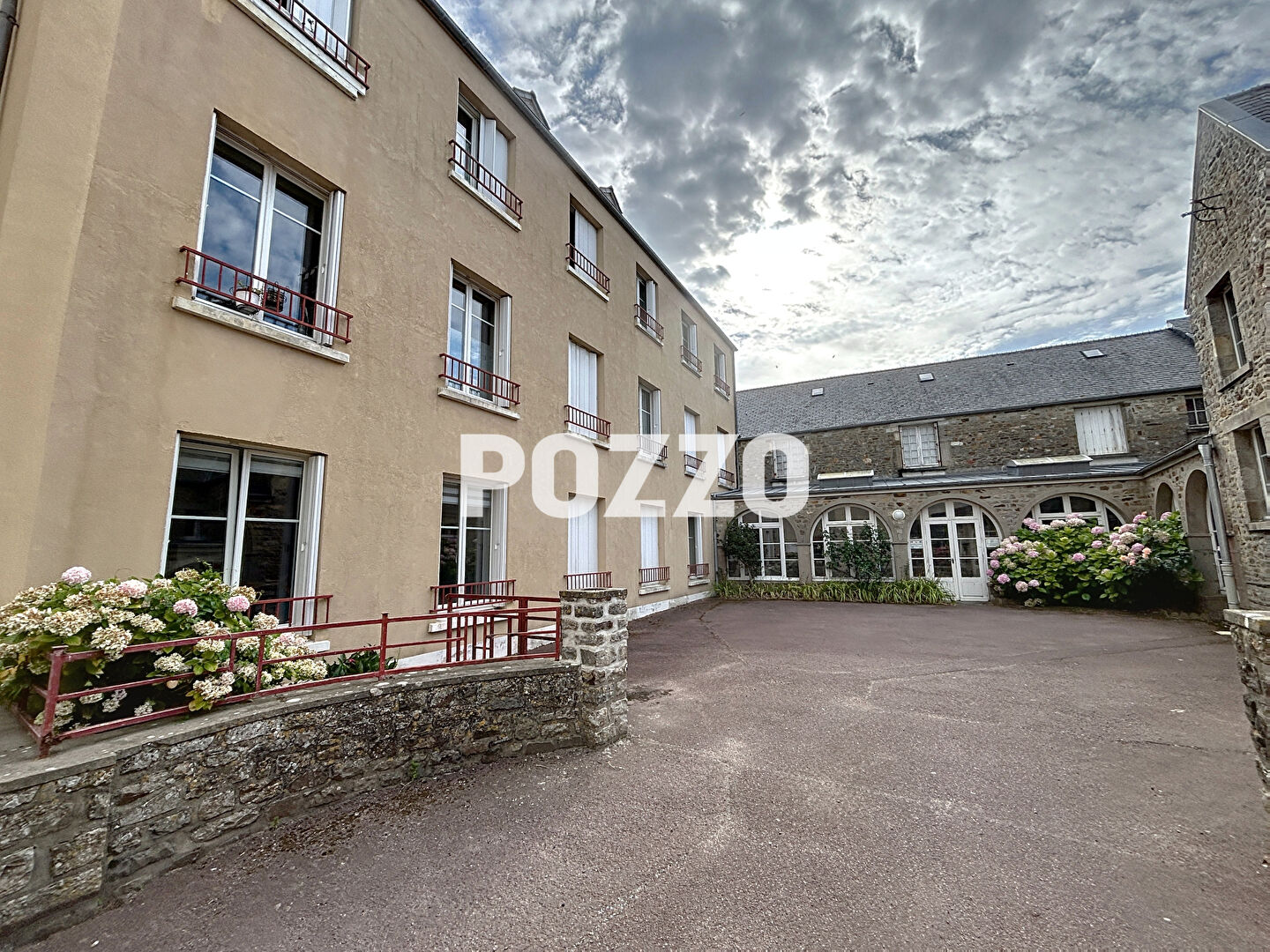 Photo EXCLUSIVITE Appartement Barneville Carteret 2 pièces  39.64m2 - très bon état - bourg de barneville image 2/6