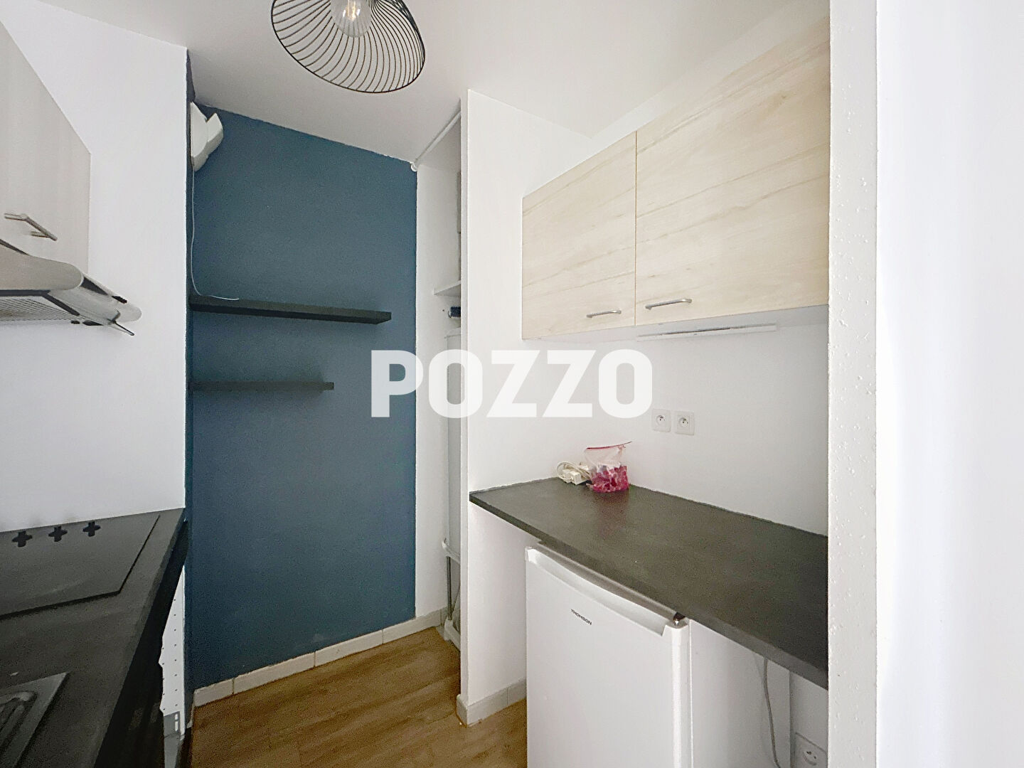 Photo Exclusivité : Grand studio dans résidence, avec  places de parking  (sous-sol et extérieur). image 4/5