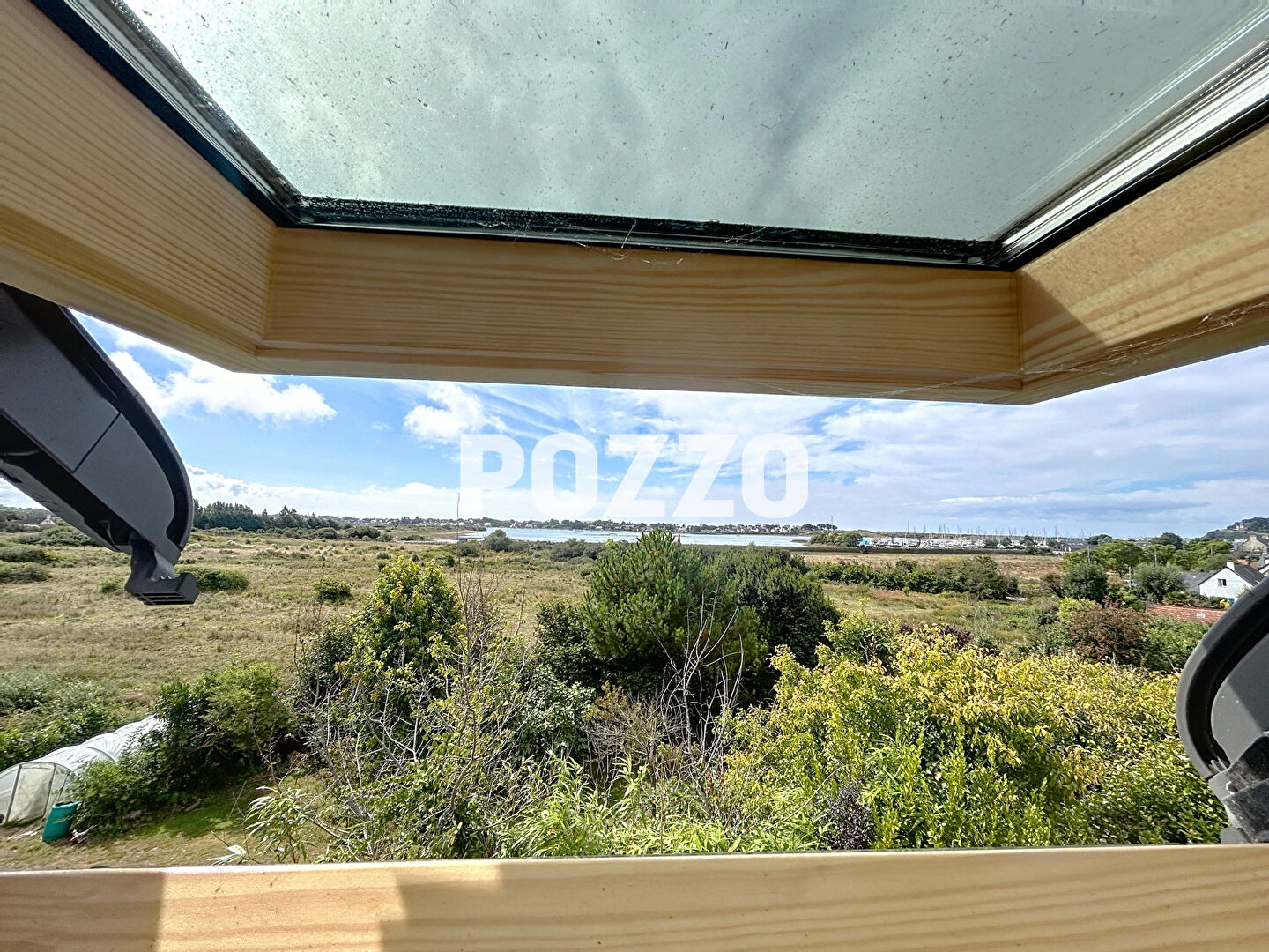 Agence immobilière de 
 Agence Pozzo-immobilier - Pozzo immobilier Barneville 
