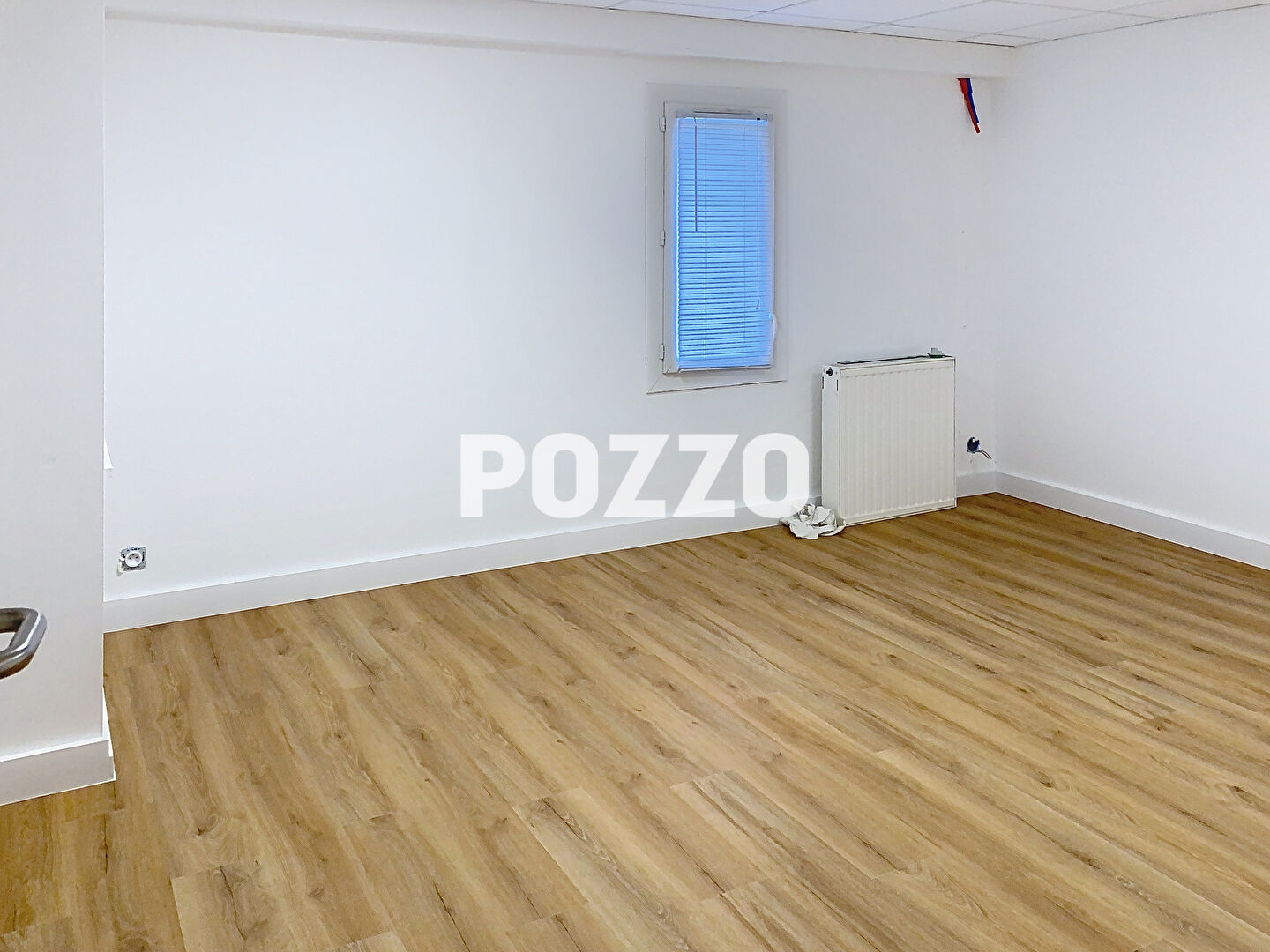 Location - Local professionnel - 16.80 m² - Granville