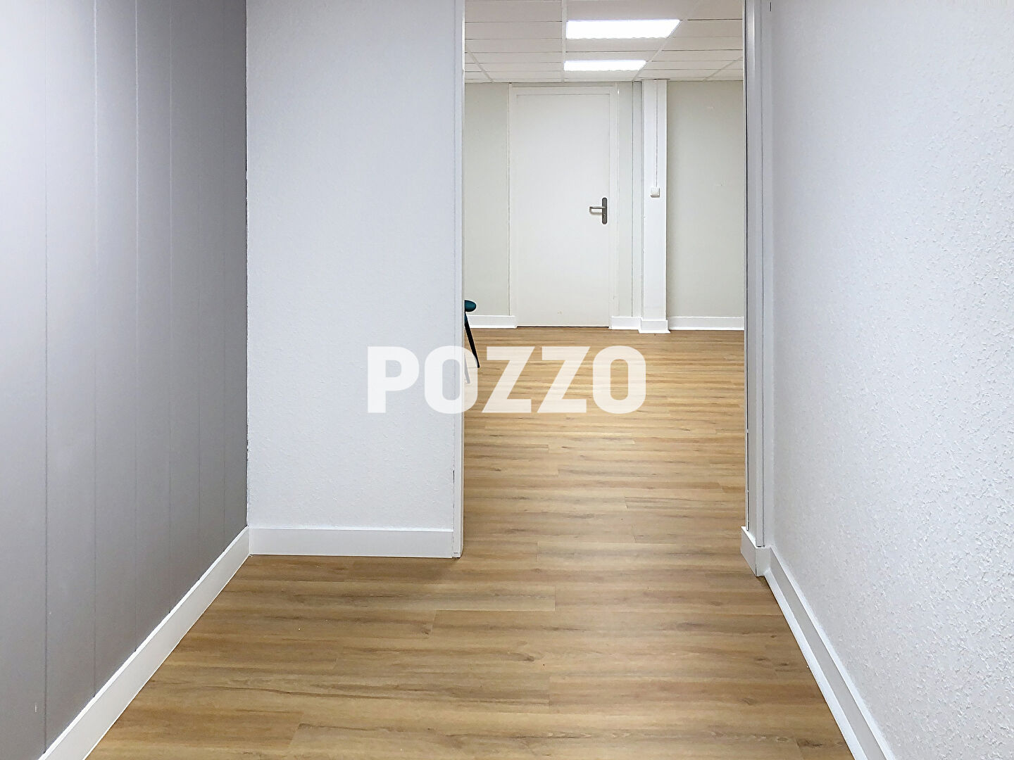 Photo Location - Local professionnel - 16.80 m² - Granville image 5/6