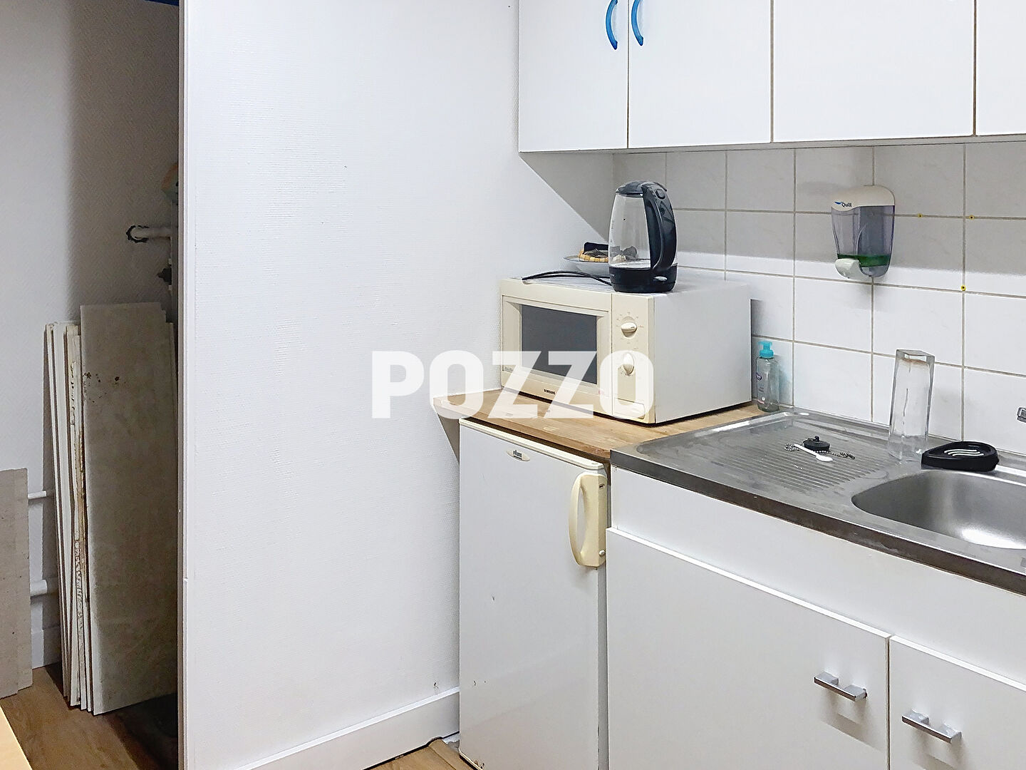 Photo Location - Local professionnel - 16.80 m² - Granville image 6/6