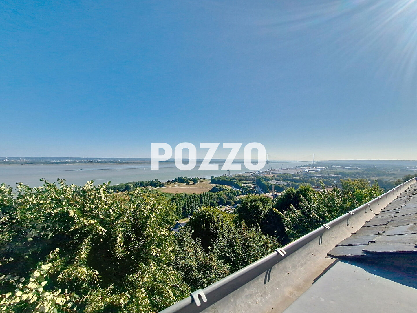 Photo Maison d'Exception à Rénover image 1/1