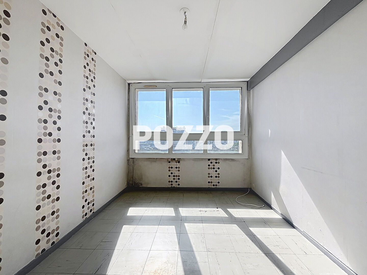 Photo À vendre - Appartement 3 pièces de 67 m² avec ascenseur et cave image 5/6