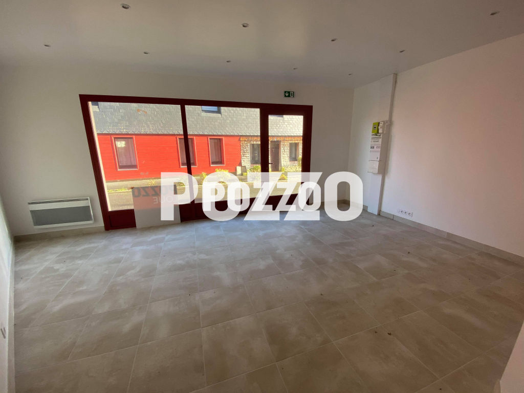 Photo Local commercial La Riviere Saint Sauveur 25 m2 image 5/6